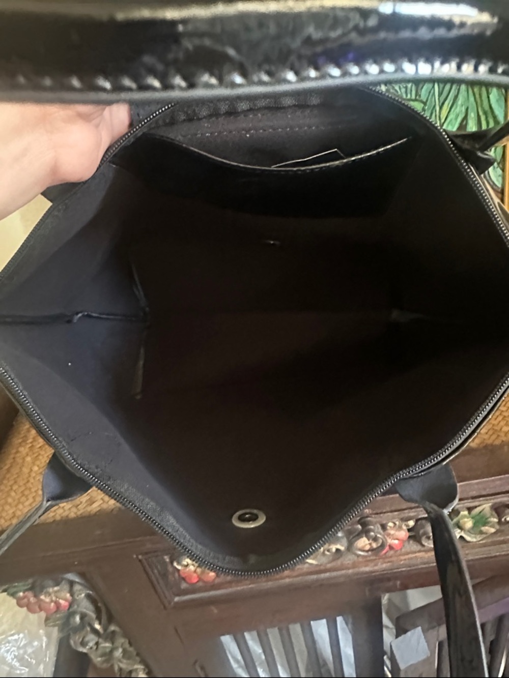 Longchamp Black Patent Le Pliage Tote - Picture 4 of 7